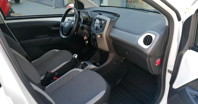 Toyota Aygo cena 45900 przebieg: 67107, rok produkcji 2020 z Grudziądz małe 191